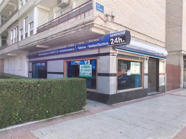 Local comercial en Alquiler en Calle de Galicia, 56 en El Naranjo