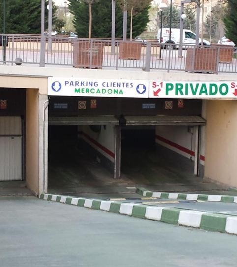 Photo 2 of Garage for sale in Avenida de la Academia General Militar, 2, Avda. Cataluña, Zaragoza