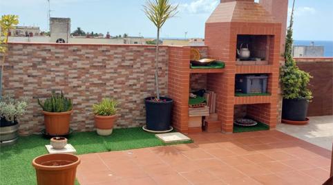 Foto 2 de Casa adosada en venda a Barriada Casas de Castro, 1, Muelle, Ceuta