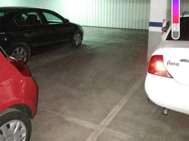 Garaje en Alquiler en Calle Niculoso Pisano, 9 en Triana Oeste