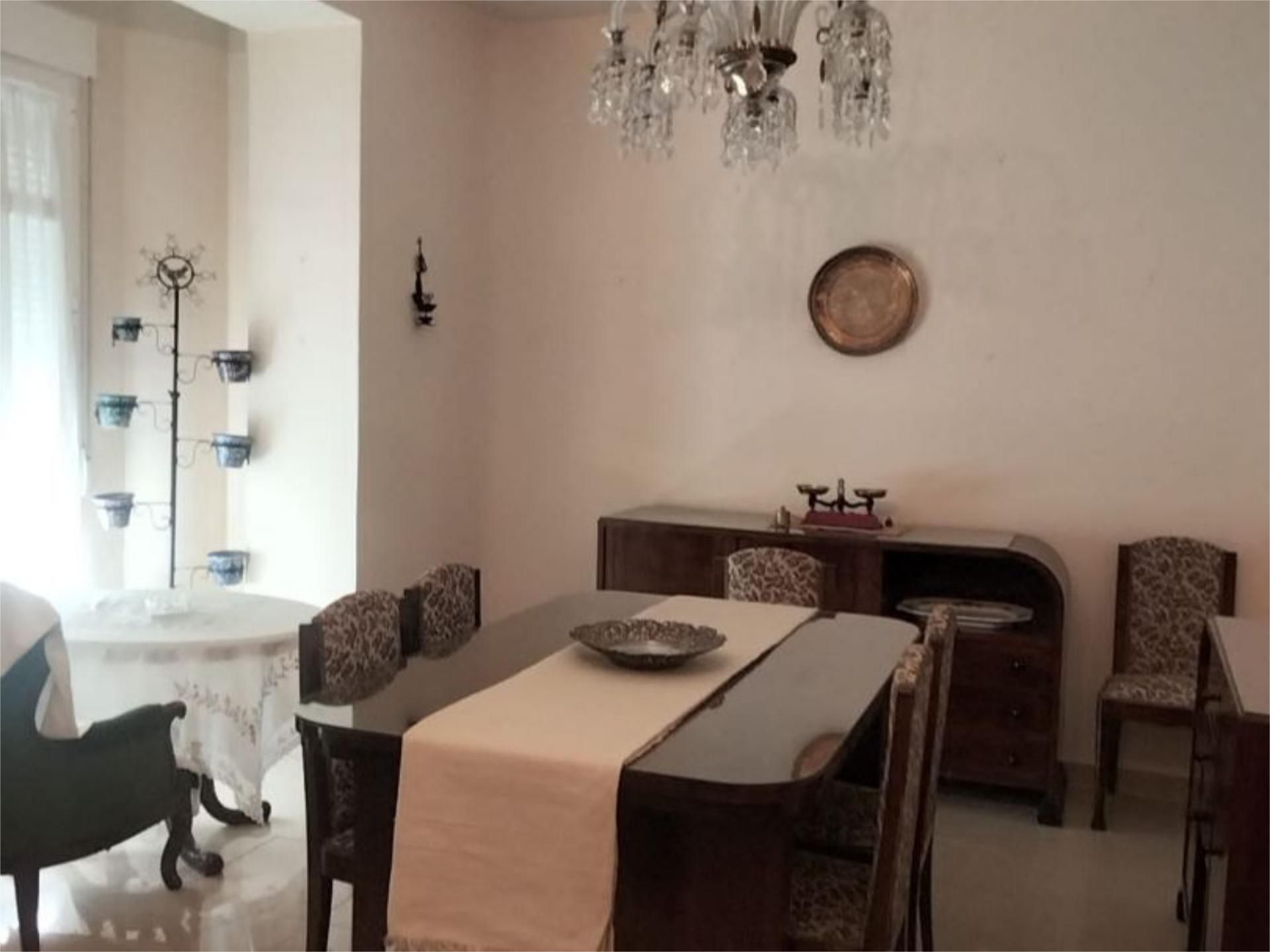 Flat for sale in Calle Alhóndiga, 30, Centro - Sagrario Dining room of Flat for sale in  Granada Capital  with Balcony