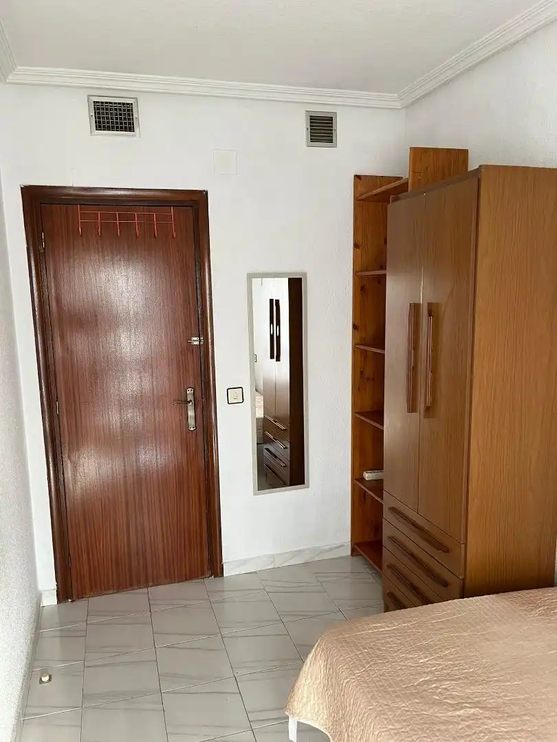 Schlafzimmer von Wohnung zur untervermieten in Cáceres