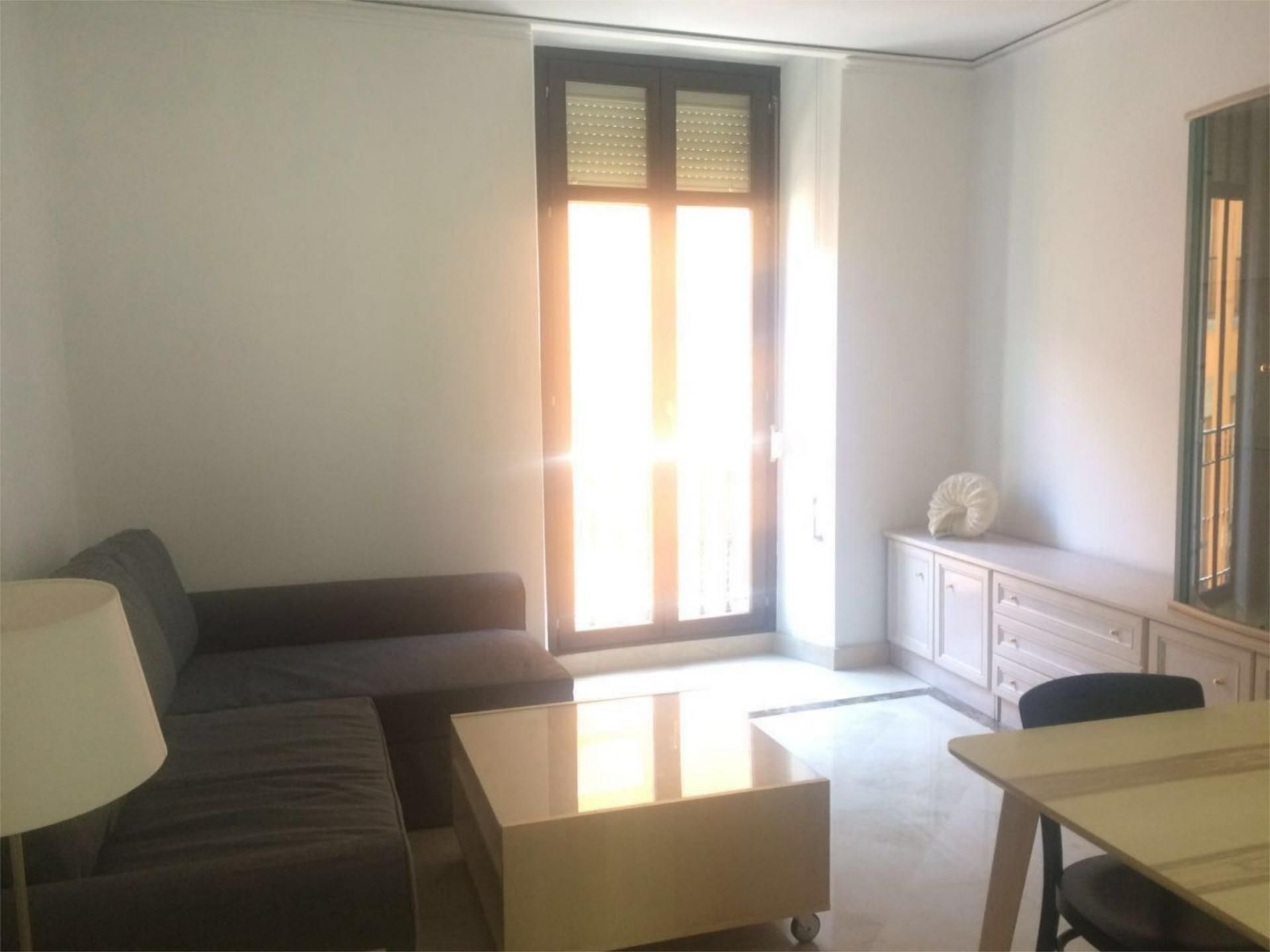 Flat to rent in Calle Gran Vía de Colón, 46, Centro - Sagrario