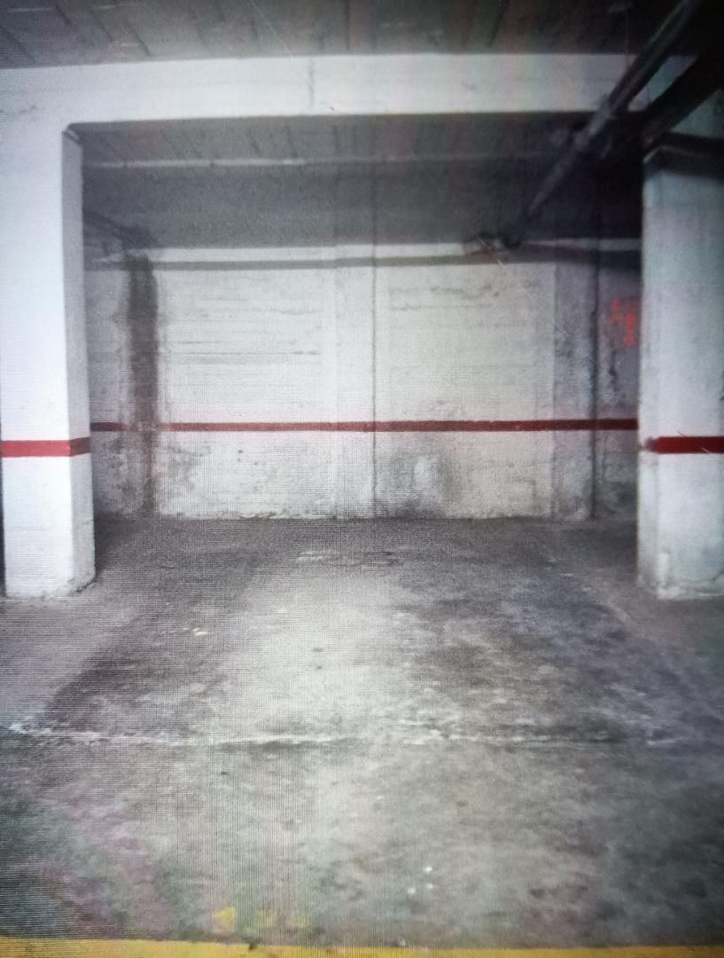 Garage for sale in Parla