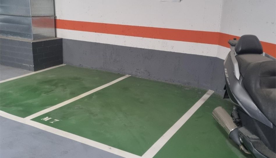 Garaje en venta en Avenida de las Suertes, 93, Ensanche de Vallecas - La Gavia, Madrid Capital - imagen 1 Foto 1 de Garaje en venta en Avenida de las Suertes, 93, Ensanche de Vallecas - La Gavia, Madrid Capital