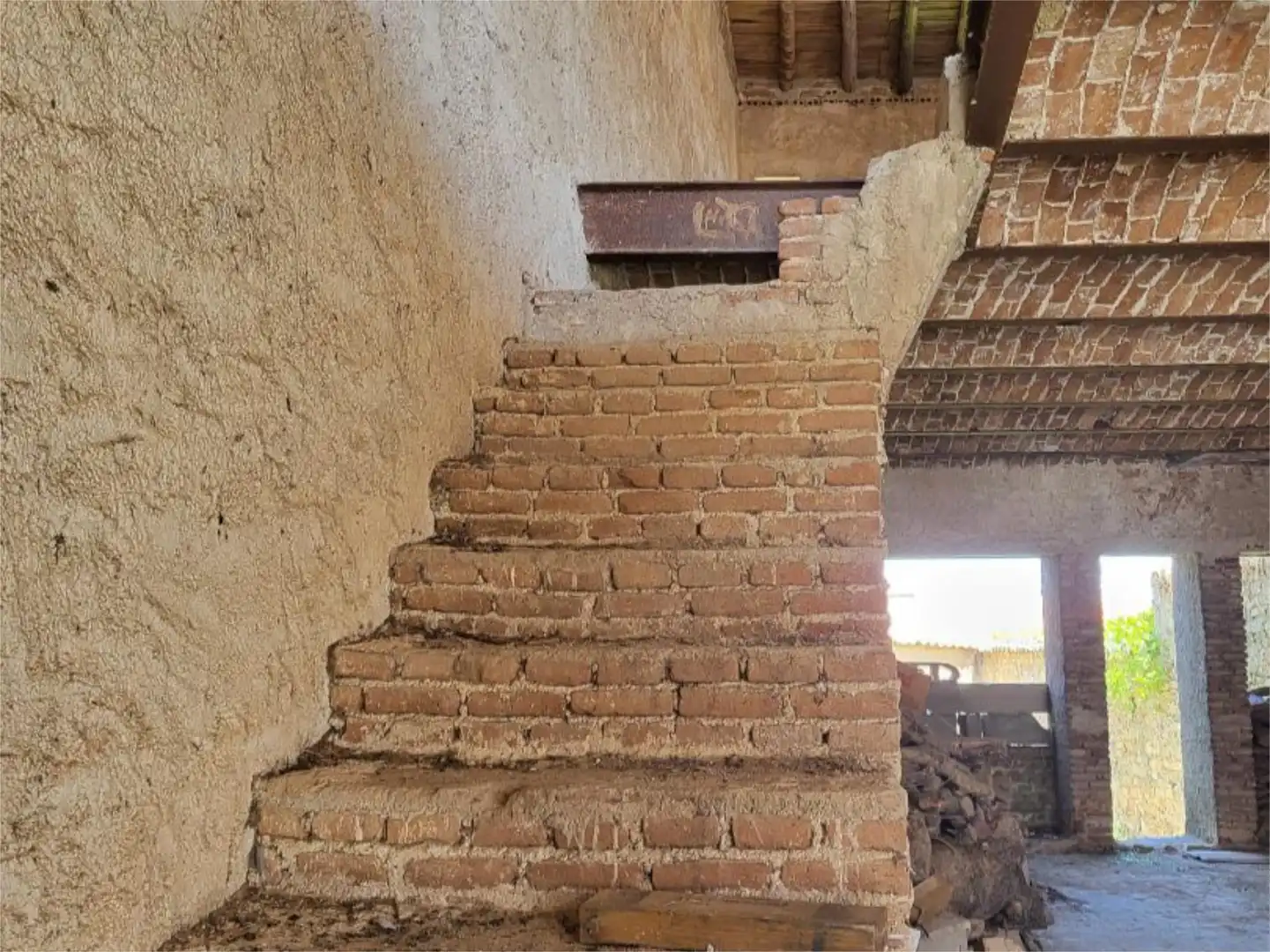 Casa adosada en venda en Salvatierra de Santiago