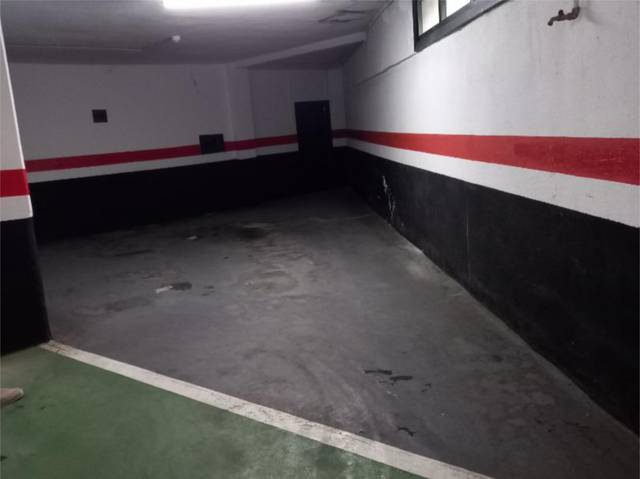 Garaje en Alquiler en Cristobal Colon Kalea, 8 en Neguri