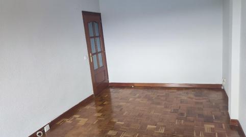 Foto 4 de Piso de alquiler en Calle de las Pedroñeras, 8, Canillas, Madrid