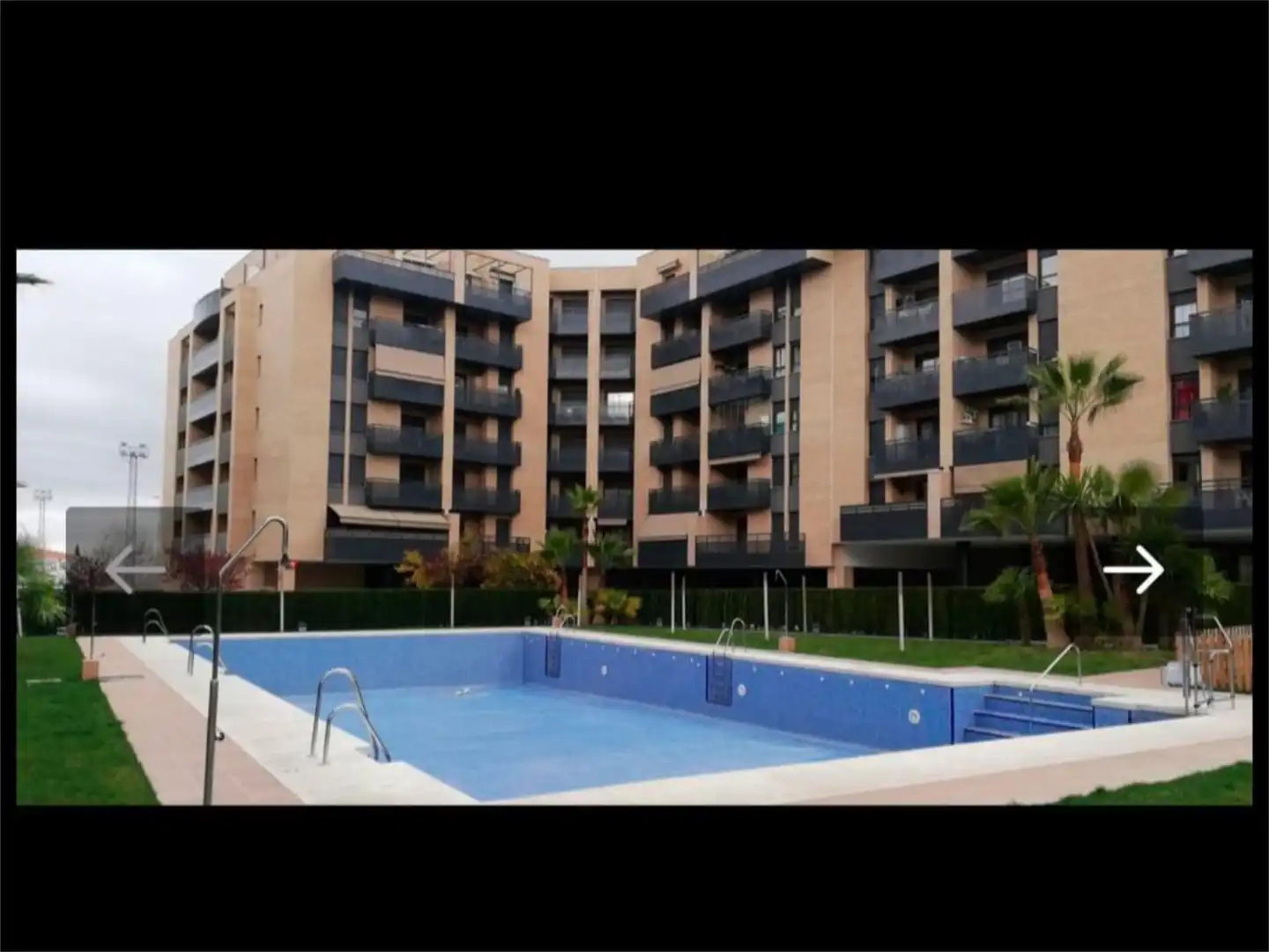 Habitació a Calle Pedro Machuca, 100, La Paz Piscina de Pis per a compartir en Granada