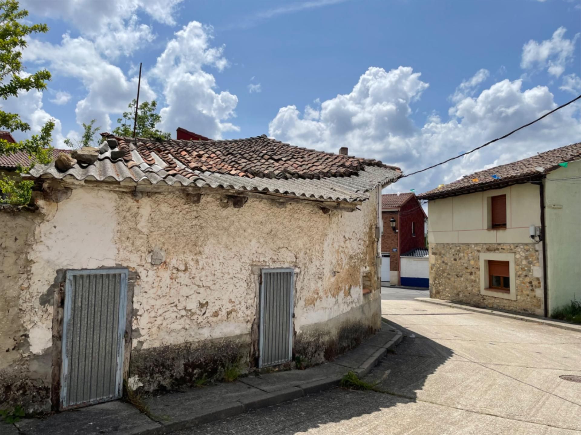 Exterior view of Planta baja for sale in Santibáñez de la Peña