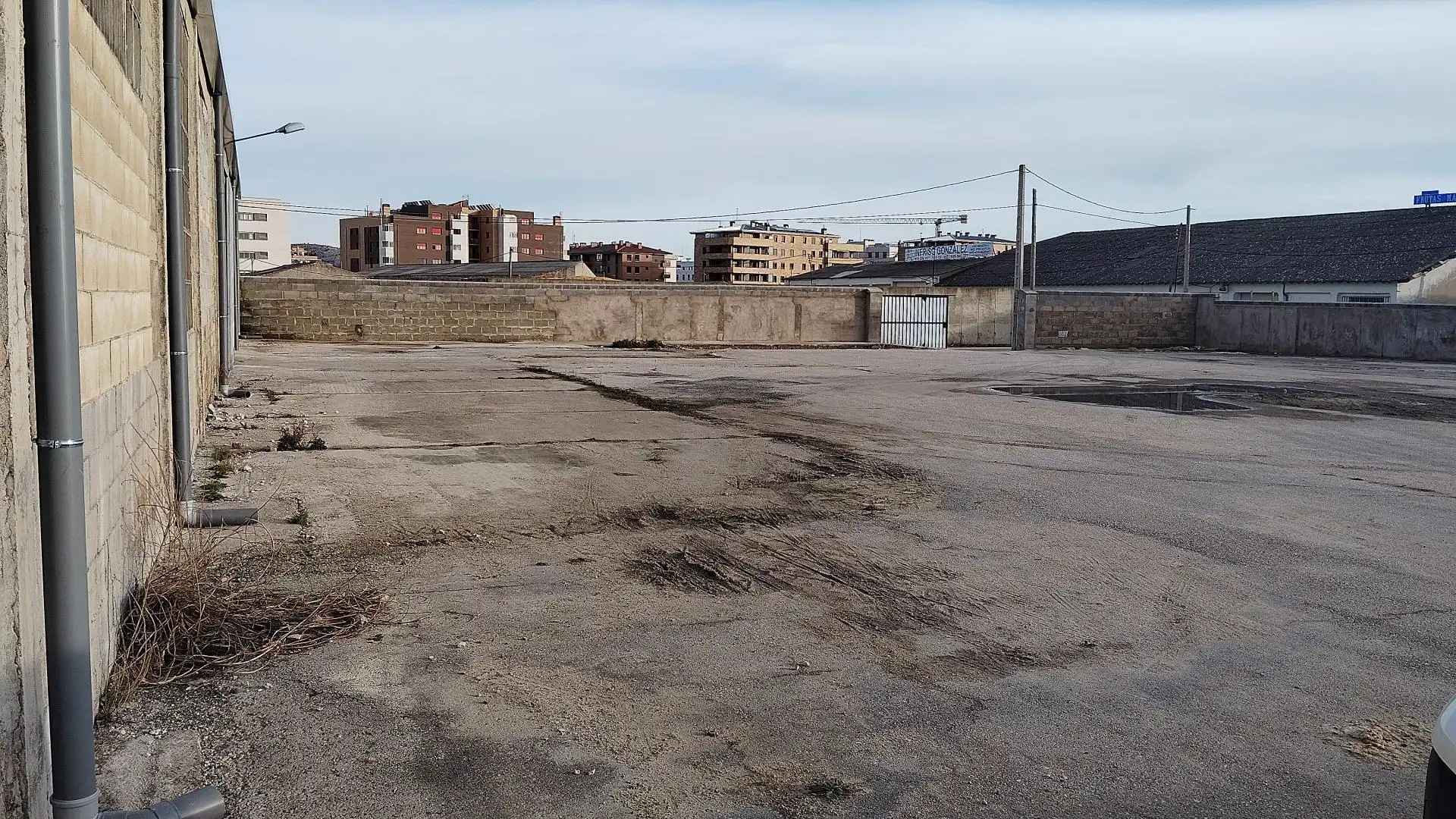 Fabrikhallen zur Miete in Avenida Valladolid, Avenida Valladolid - Barriada Yagüe Fabrikhallen zur Miete in Soria Capital