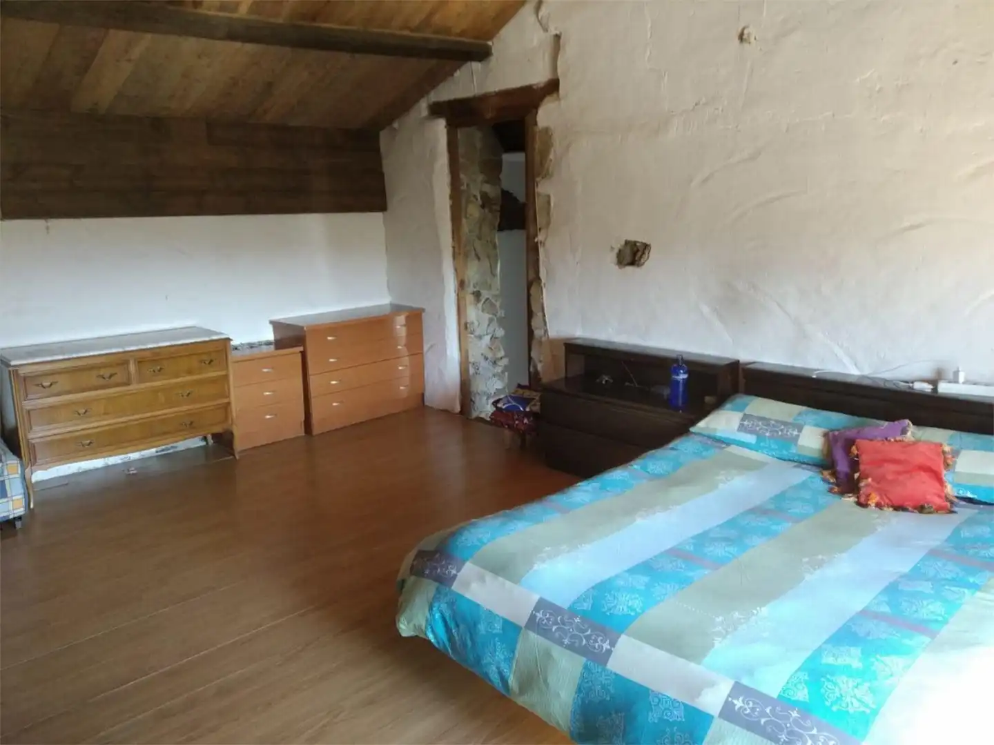 Erdgeschoss zum Verkauf in AS-324, Carbayin - Lieres - Valdesoto Schlafzimmer von Erdgeschoss zum Verkauf in Siero mit Privatgarten, Terrasse und Abstellraum