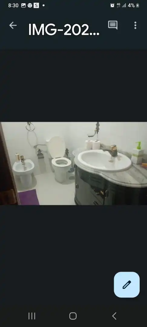 Casa adosada en venta en Calle Adela Navarro Perales, 9, Holguera Baño de Casa adosada en venta en Holguera con Aire acondicionado, Calefacción y Parquet