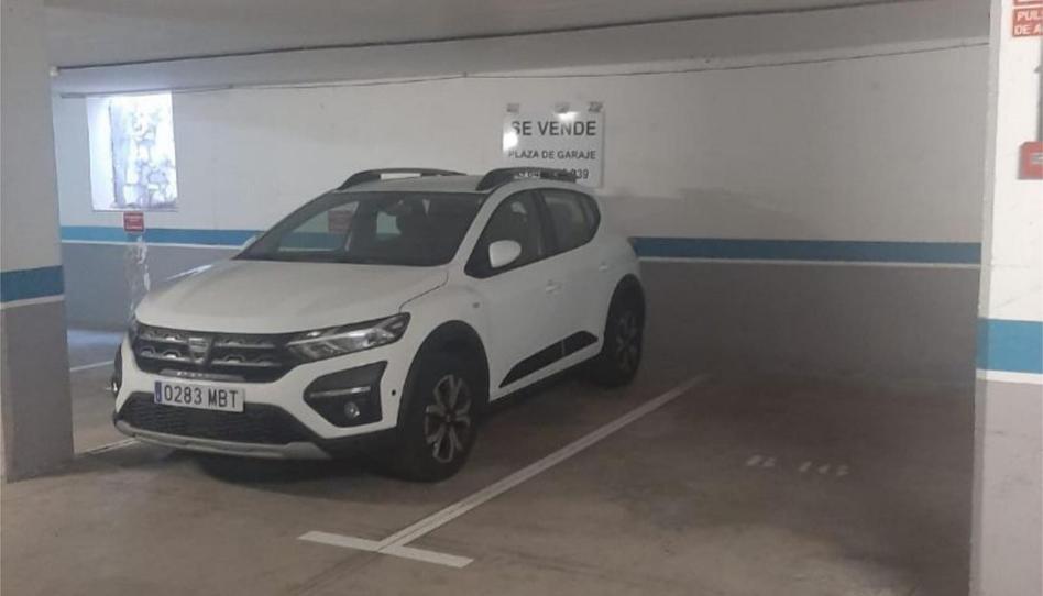 Photo 1 of Garage to rent in Avenida Flamingo, 57a, Palm - Mar, Santa Cruz de Tenerife