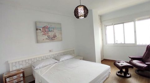 Foto 3 de Piso de alquiler en Paseo Marítimo Rey de España, Puerto Deportivo, Fuengirola