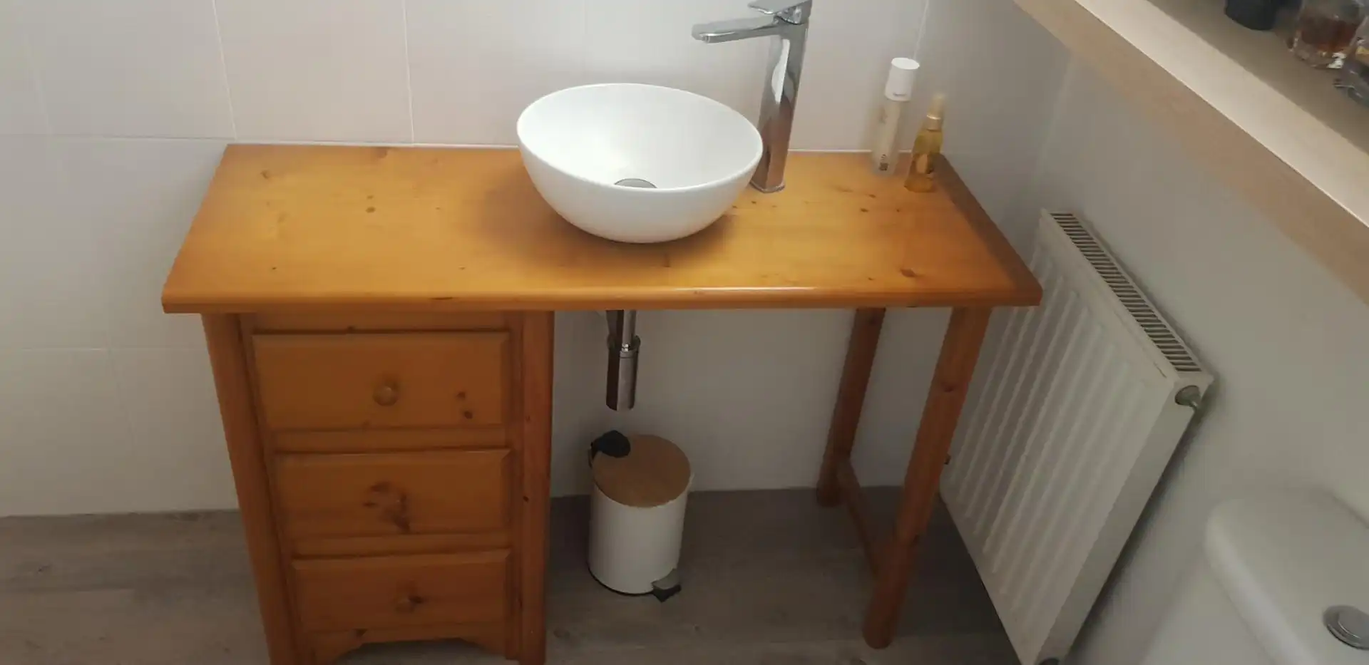 Bathroom of Flat for sale in Torrelavega   with Heating, Parquet flooring and Furnished