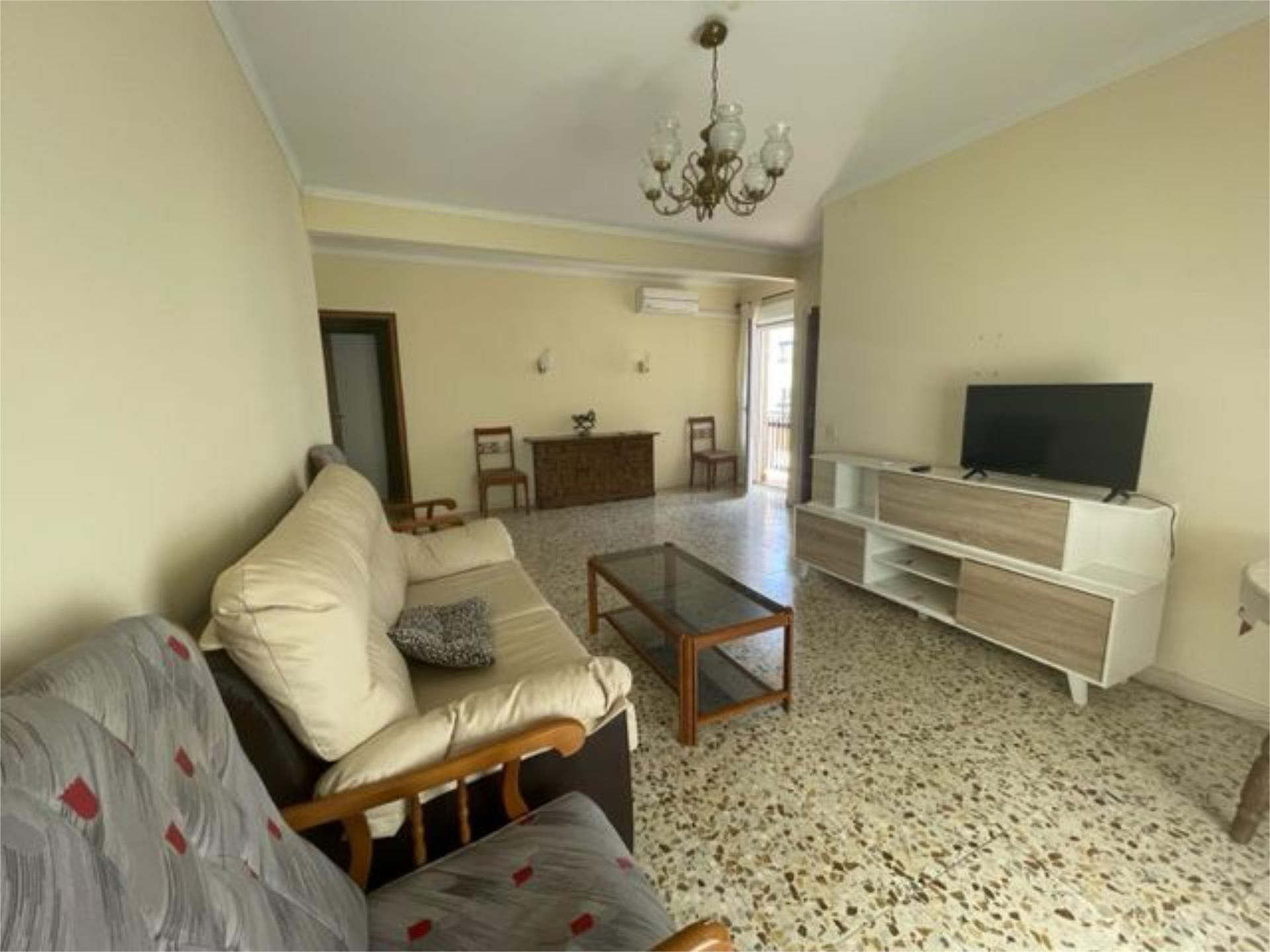 Living room of Flat to rent in Hinojosa del Duque  with Air Conditioner, Terrace and Furnished