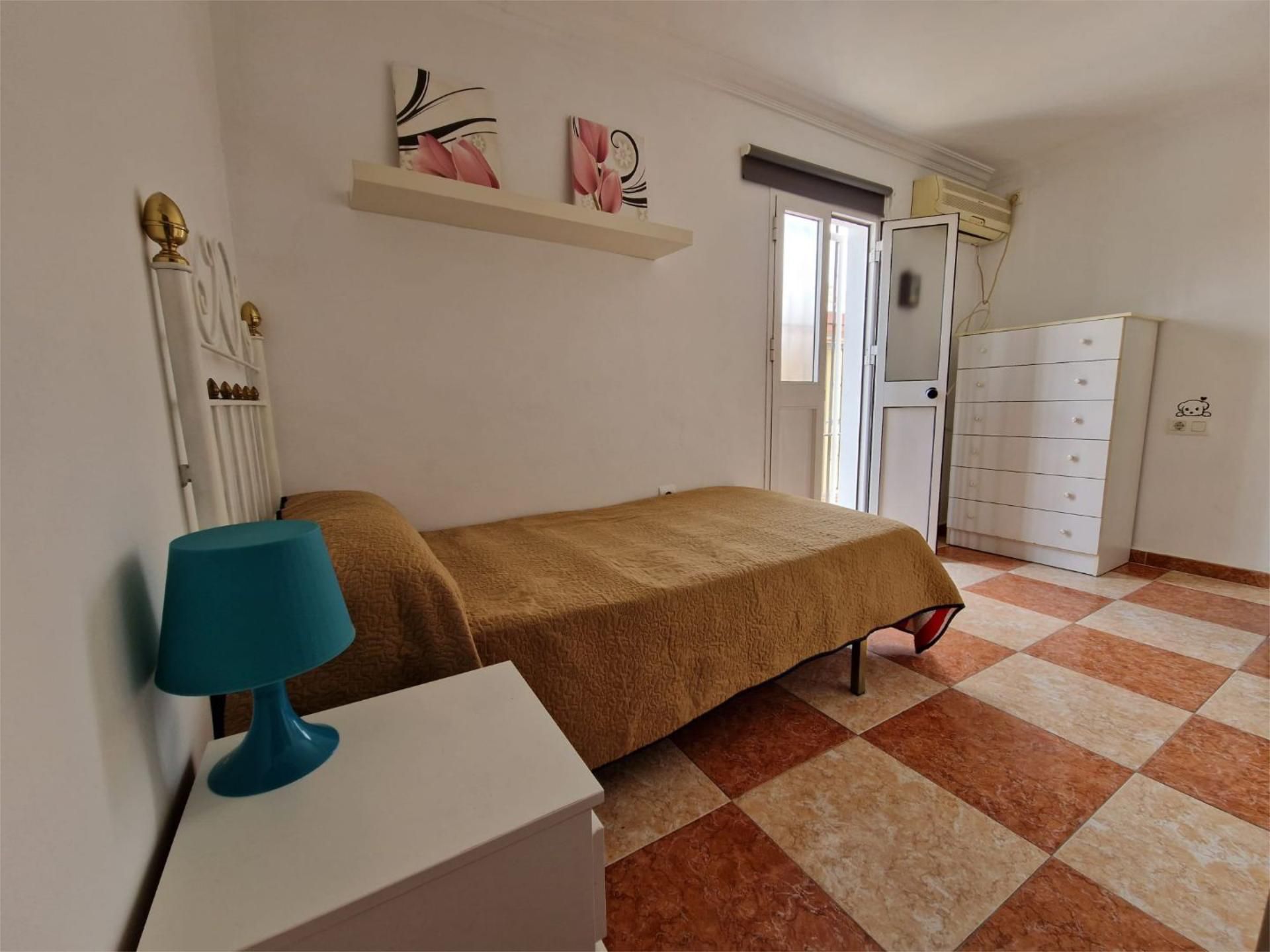 Bedroom of Single-family semi-detached to share in Alcalá de Guadaira  with Air Conditioner, Heating and Terrace