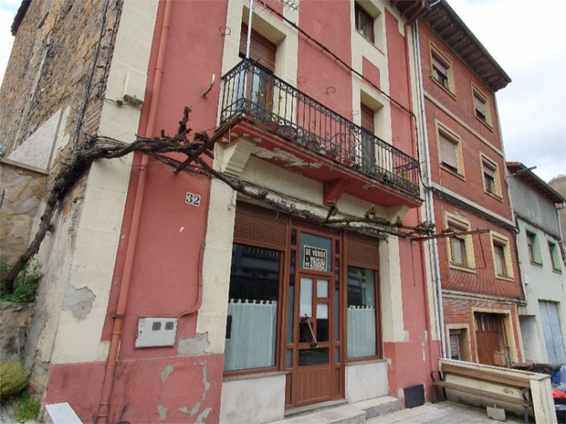 Exterior view of Flat for sale in Langreo  with Storage room, Furnished and Balcony