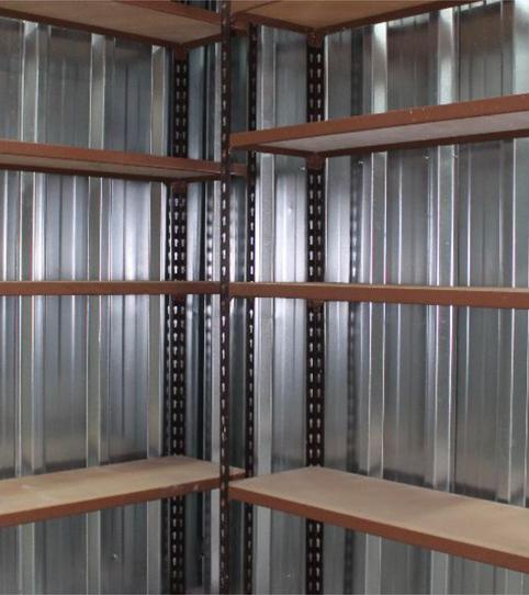 Box room for sale in Avenida Santa Catalina, 5, Entrevías, Madrid - image 2 Photo 2 of Box room for sale in Avenida Santa Catalina, 5, Entrevías, Madrid