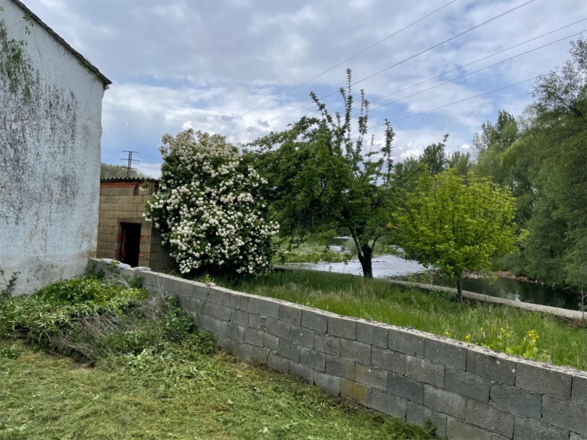 House or chalet for sale in Galende