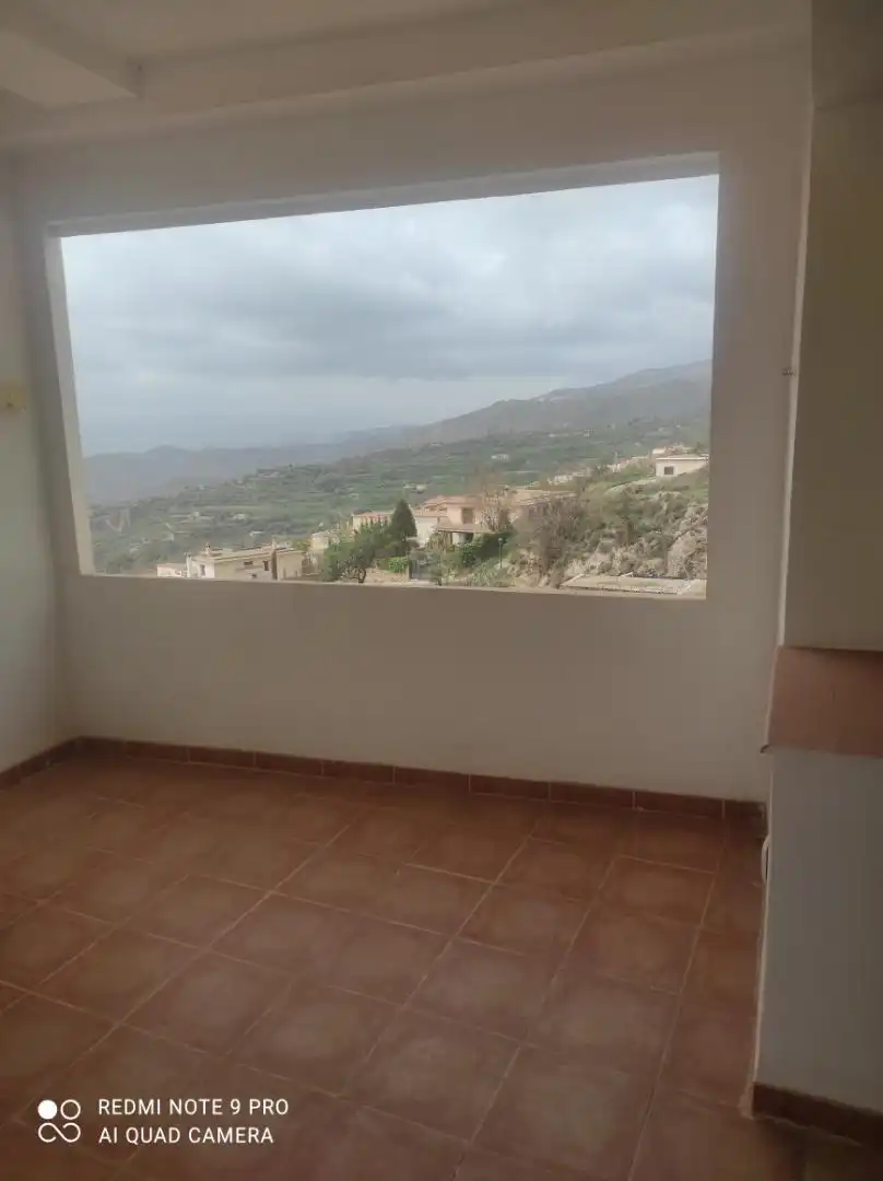 Terraza de Piso de alquiler en Válor con Terraza, Amueblado y Horno