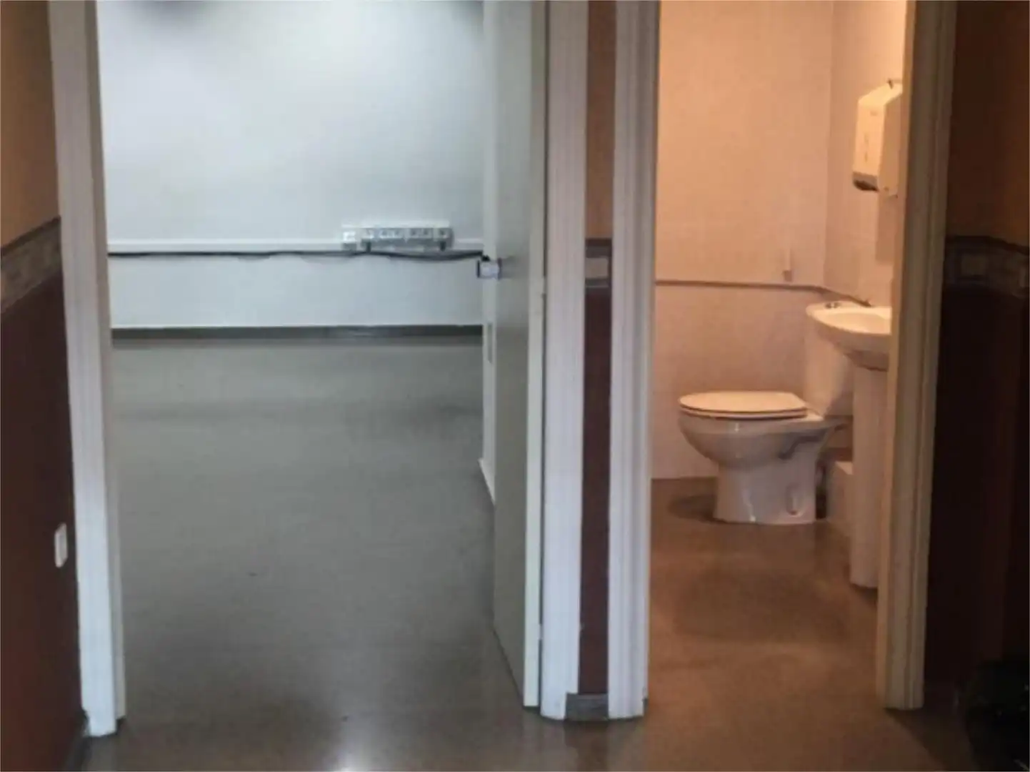 Oficina de lloguer a Camí Nou de Picanya, 31, Sant Isidre Bany de Oficina de lloguer en Valencia