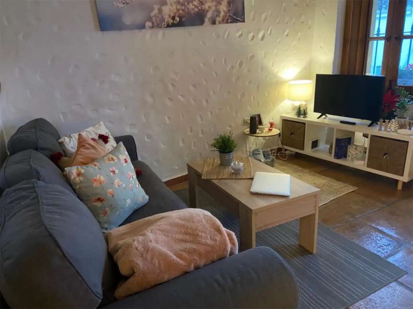 Sala de estar de Casa adosada en venta en Montejaque con Terraza, Amueblado y Horno