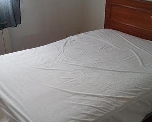 Bedroom of Flat to share in Irun   with Washing machine and Internet