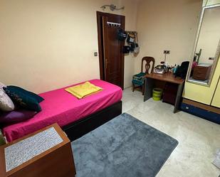 Bedroom of Flat to share in  Melilla Capital