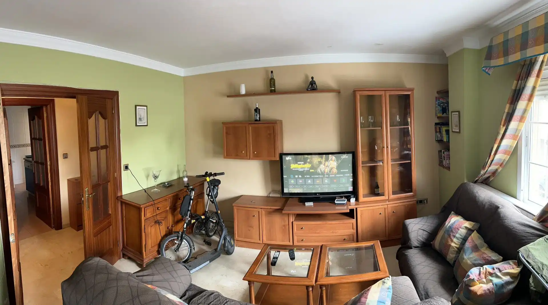 Sala d'estar de Pis per a compartir en Melilla amb Moblat, Forn i Rentadora