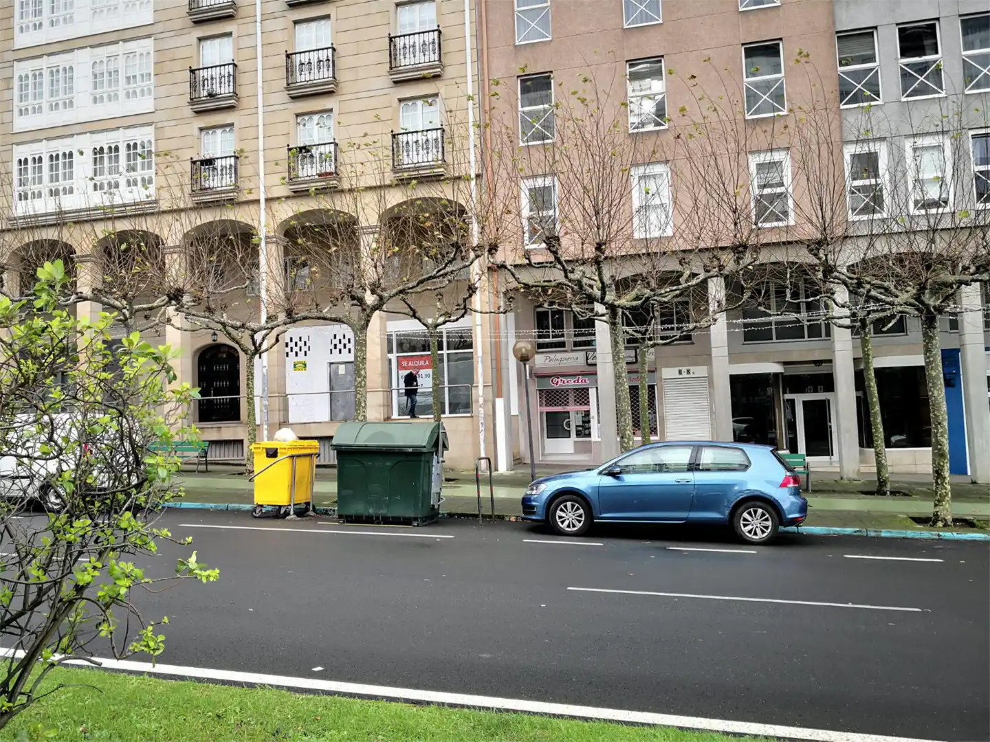 Vista exterior de Local de alquiler en Ferrol