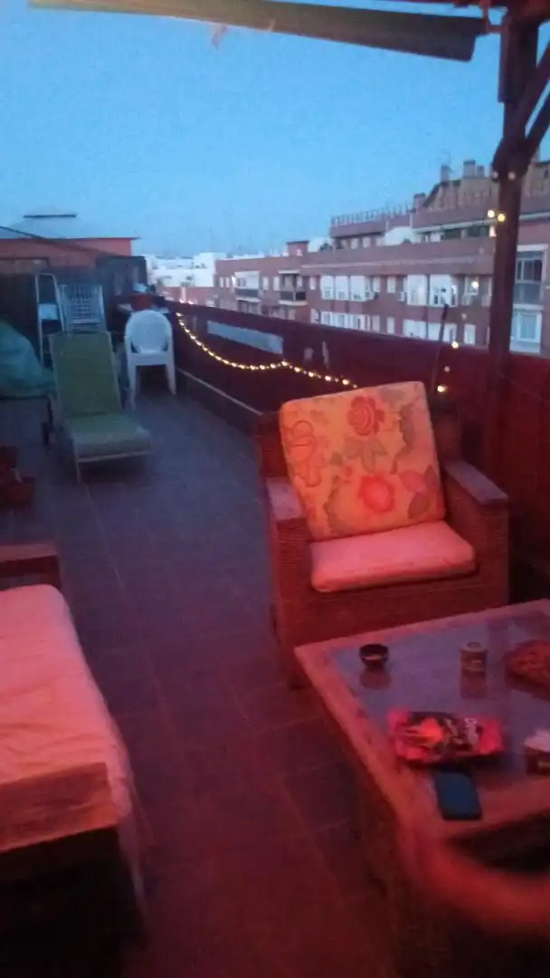 Terraza de Ático para compartir en Madrid con Calefacción y Terraza