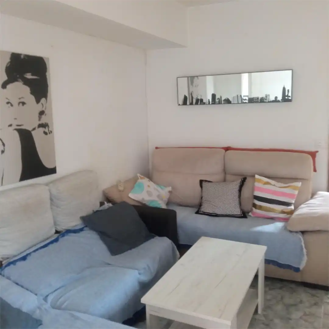 Sala de estar de Ático para compartir en Madrid con Calefacción y Terraza