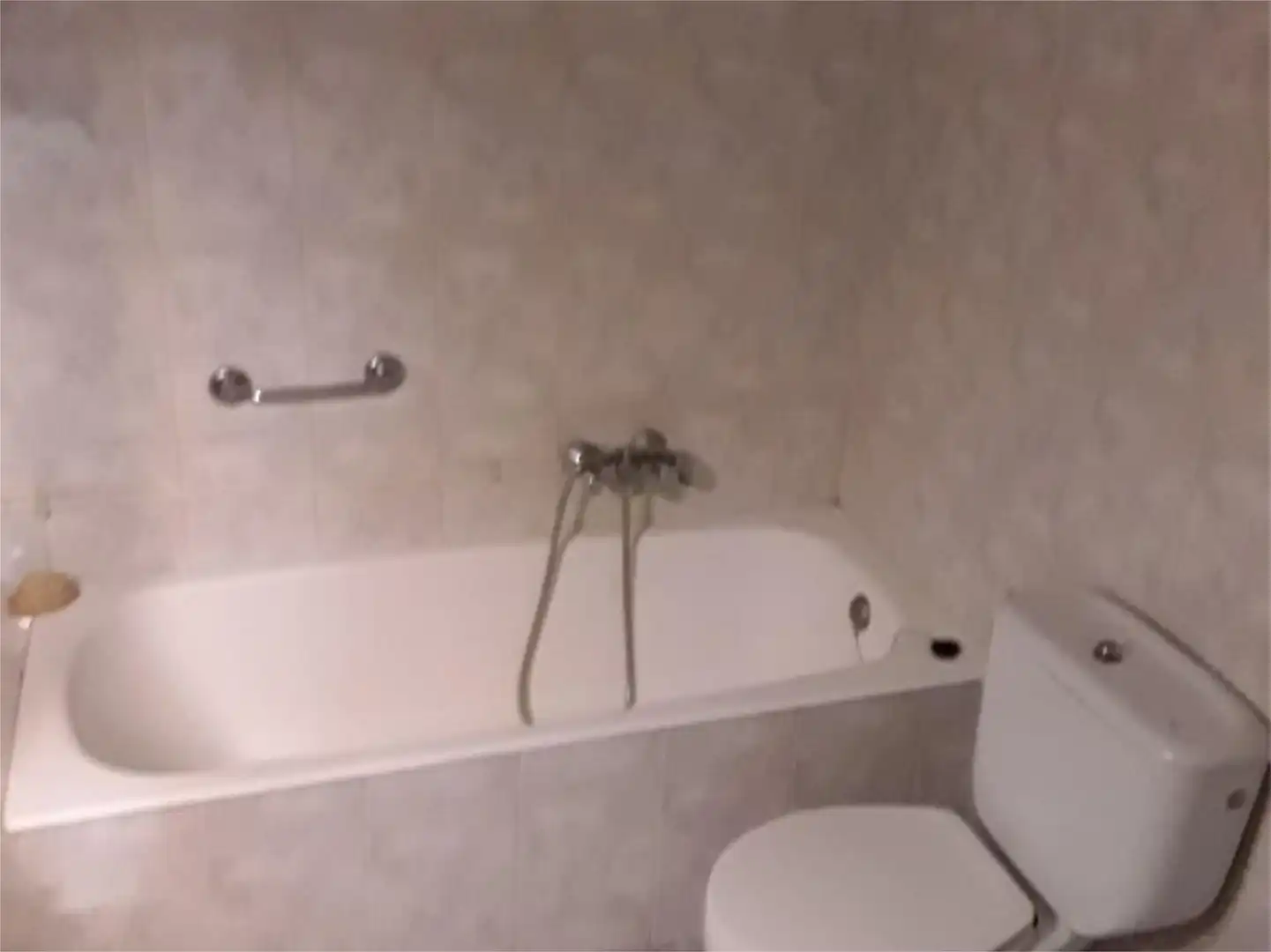 Piso en venta en Calle Cercado Alta, 3, Mota del Cuervo Baño de Piso en venta en Mota del Cuervo con Calefacción, Terraza y Trastero