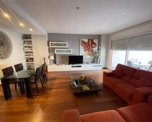 Sala d'estar de Pis en venda en Vilassar de Mar amb Aire condicionat, Terrassa i Piscina