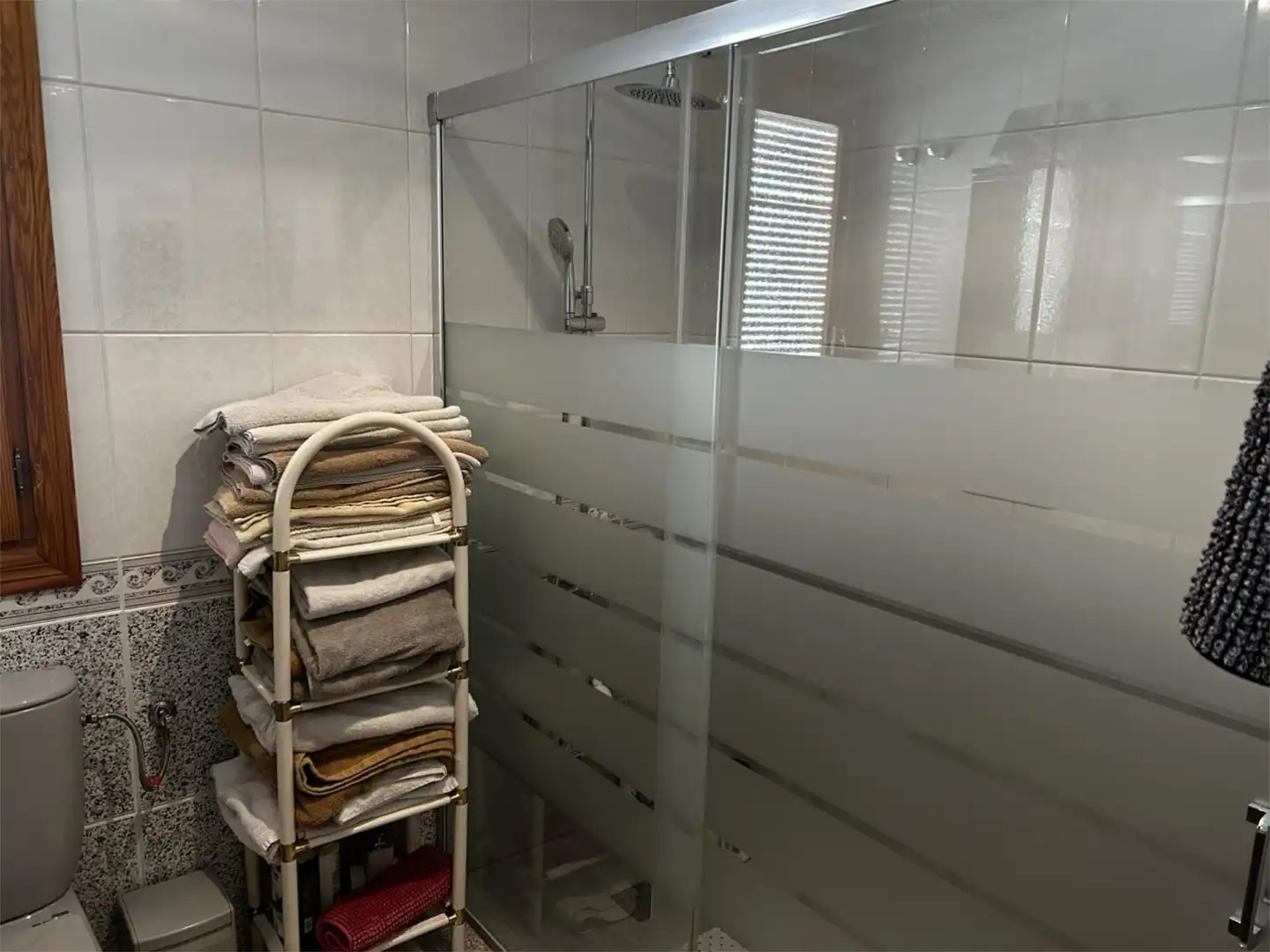Detached homes for sale in Calle Cánovas del Castillo, 39, Jumilla Bathroom of Detached homes for sale in Jumilla with Air Conditioner, Terrace and Balcony