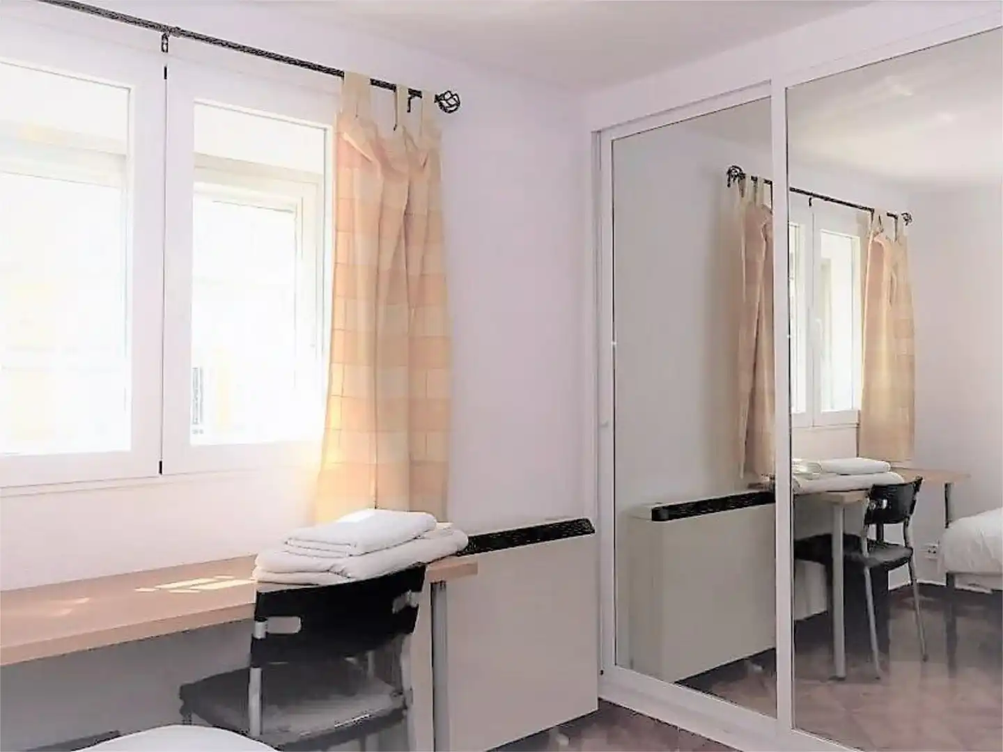 Room in Calle de Martos, 5, Entrevías