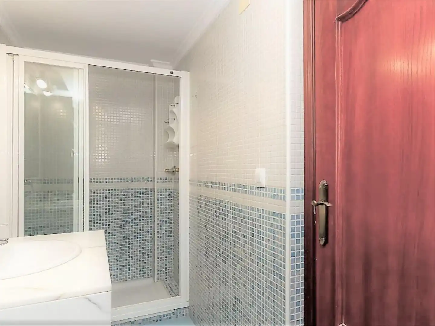 Room in Calle de Martos, 5, Entrevías