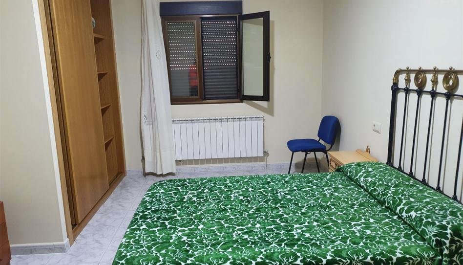 Flat to rent in Calle Ladera, 5, Robleda, Salamanca - image 1 Photo 1 of Flat to rent in Calle Ladera, 5, Robleda, Salamanca