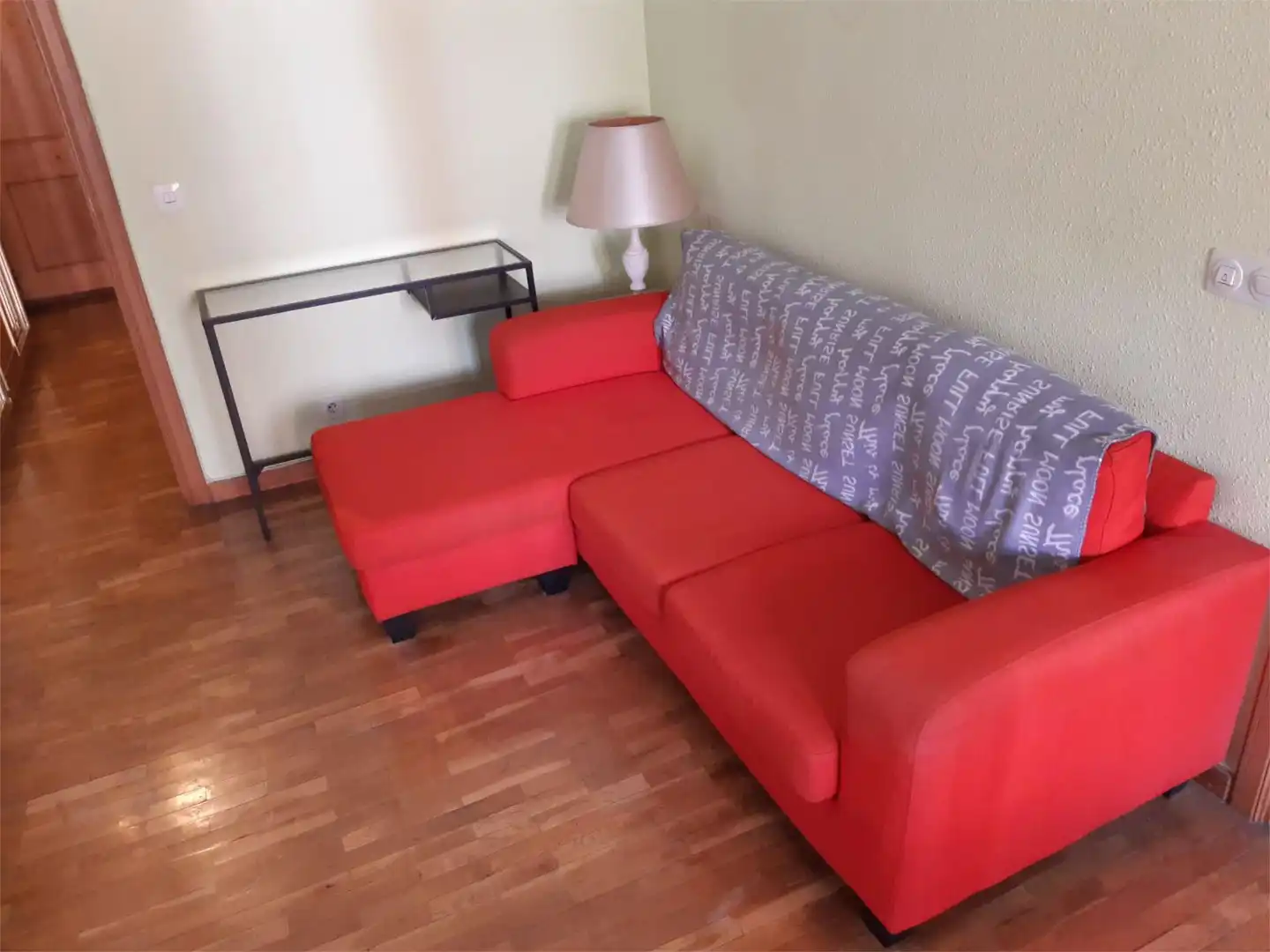 Sala de estar de Apartamento en venta en León Capital  con Calefacción, Parquet y Terraza