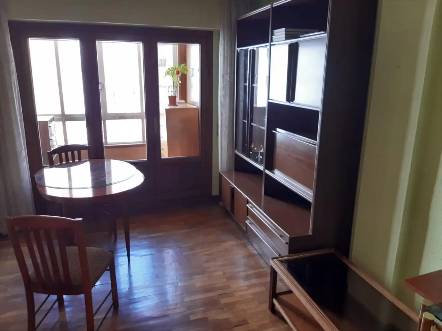 Sala de estar de Apartamento en venta en León Capital  con Calefacción, Parquet y Terraza