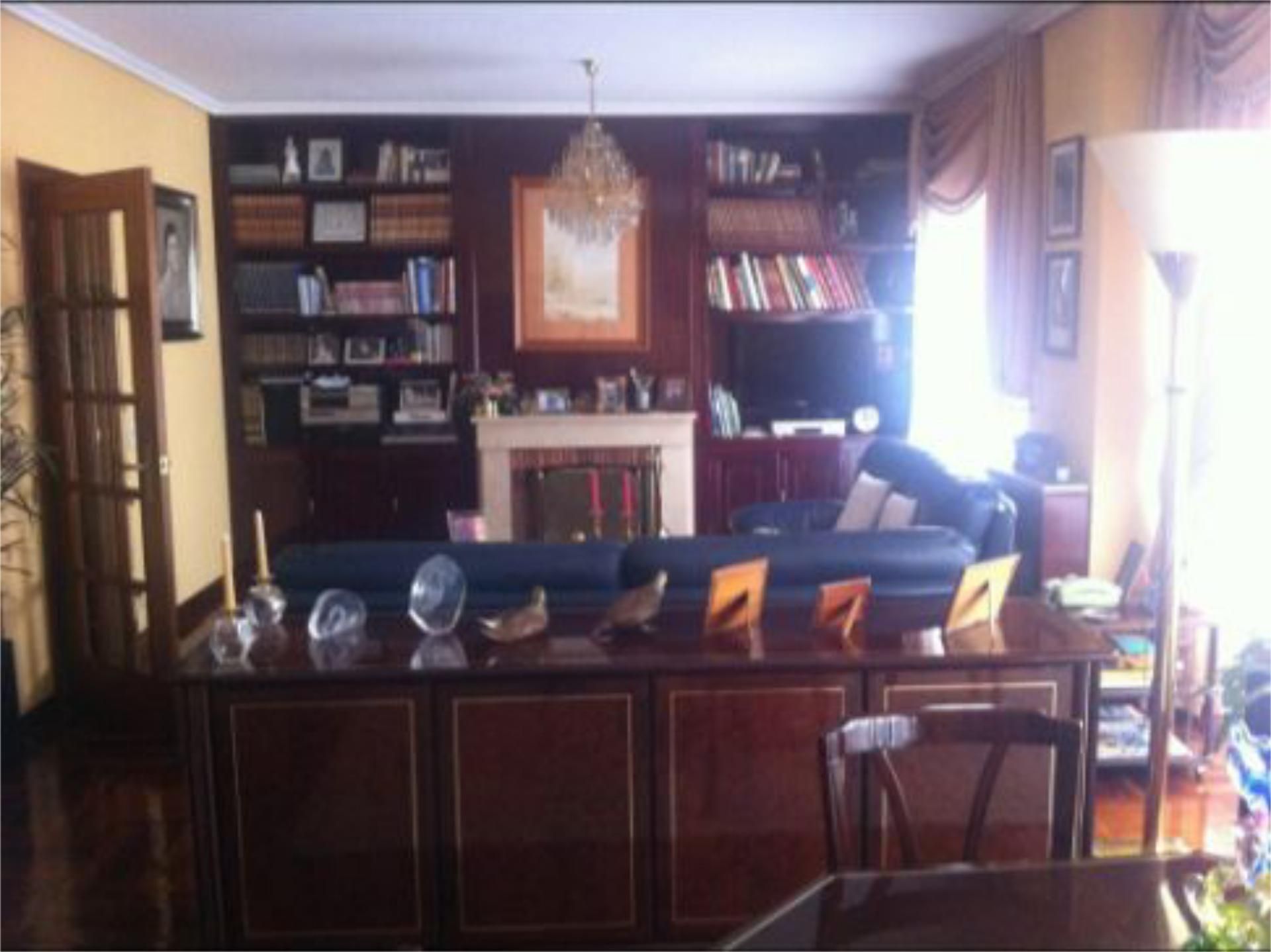 Sala d'estar de Pis en venda en Lugo Capital amb Traster, Aparcament comunitari i Balcó