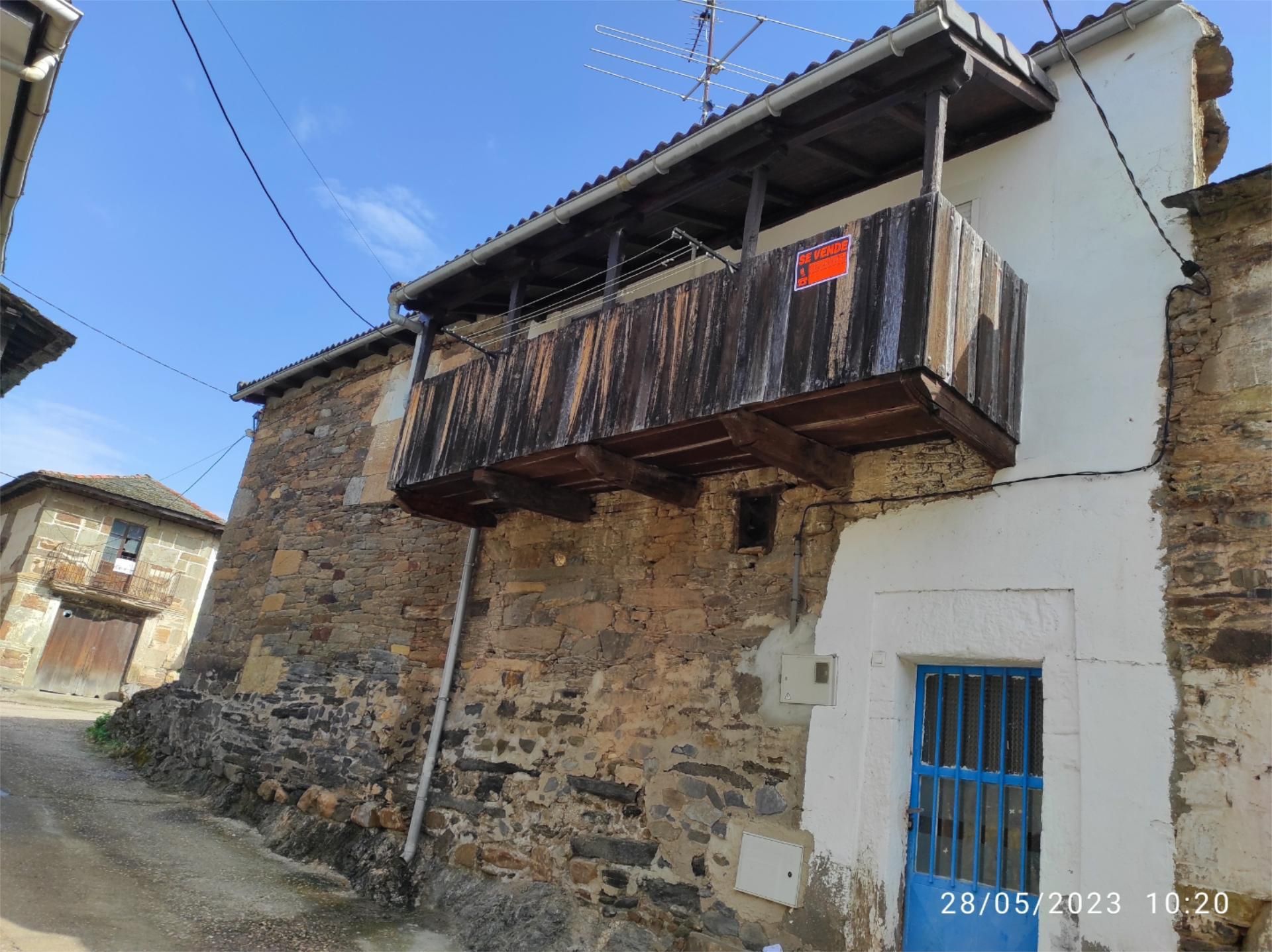 Exterior view of Single-family semi-detached for sale in Figueruela de Arriba  with Balcony