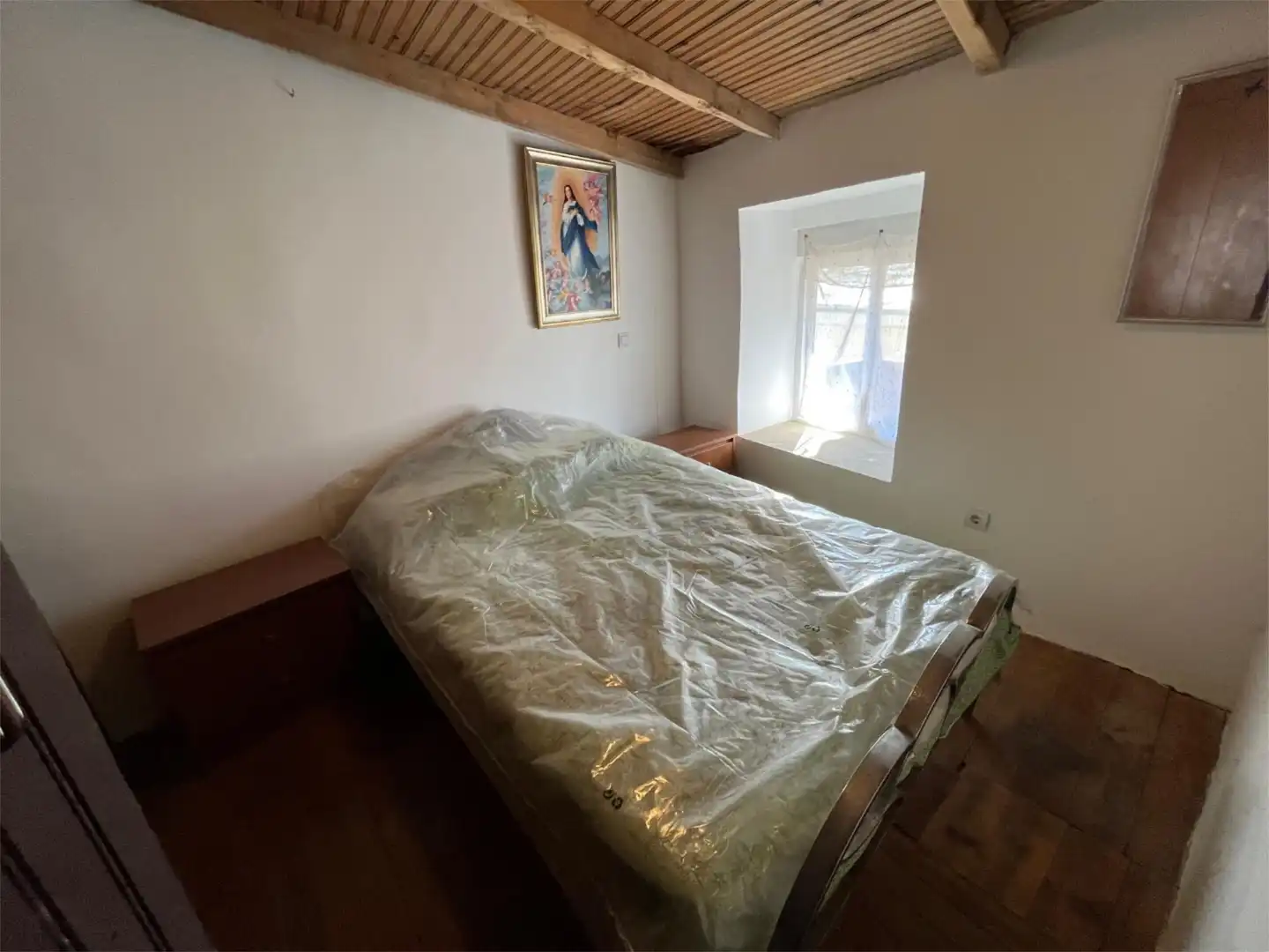 Casa adosada en venta en Calle Arriba Riomanzanas, 39, Figueruela de Arriba Habitación de Casa adosada en venta en Figueruela de Arriba con Balcón