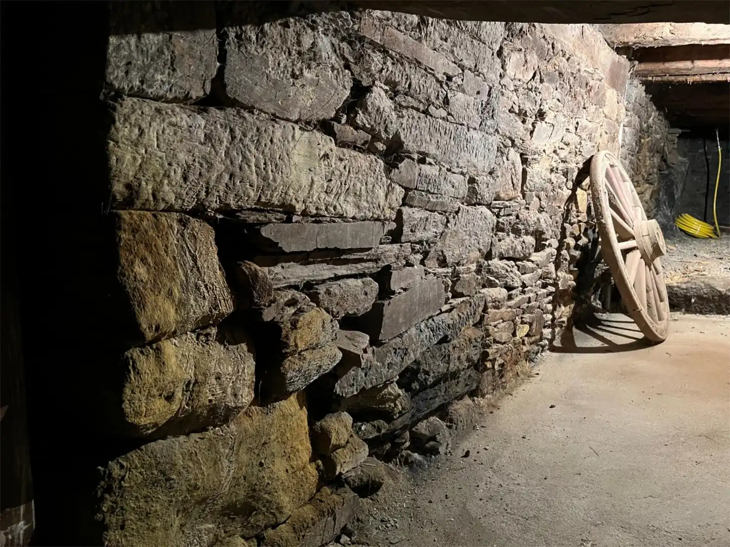 Casa adosada en venta en Calle Arriba Riomanzanas, 39, Figueruela de Arriba Casa adosada en venta en Figueruela de Arriba con Balcón