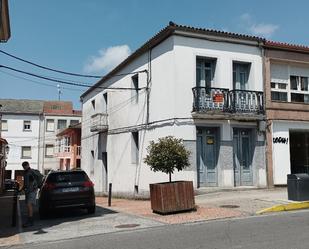 Vista exterior de Casa adosada en venda en Arzúa amb Balcó