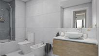 Bathroom of Flat for sale in Badajoz Capital  with Air Conditioner and Terrace