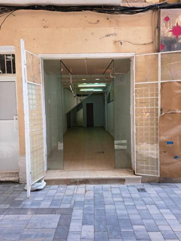 Local comercial en Alquiler en Calle San Fernando, 74 en Casco Antiguo