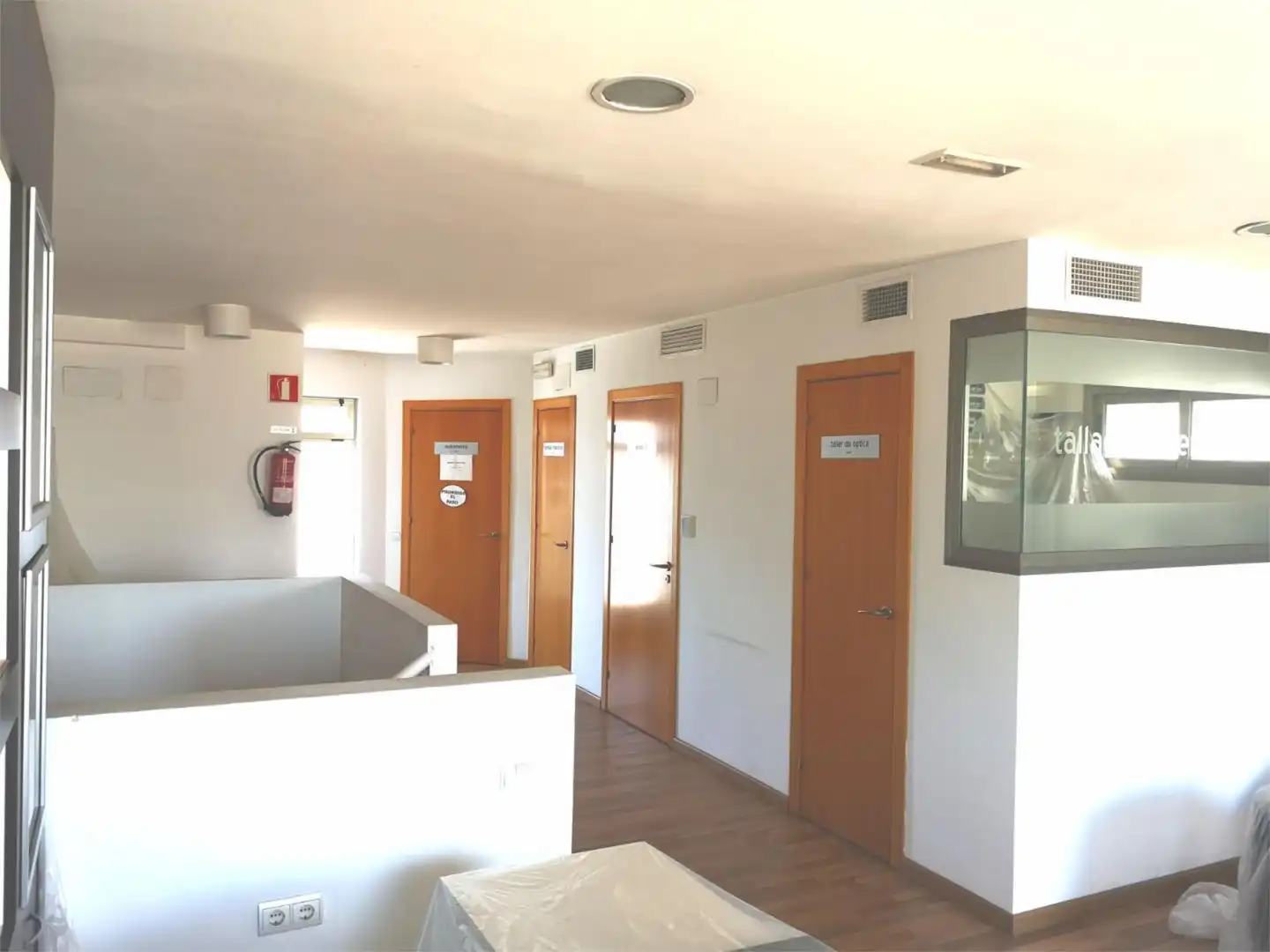 Commercial properties for sale in Mairena del Aljarafe  with Air Conditioner